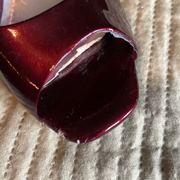 Ruby red patten peep toe pumps - Picture 4 of 8